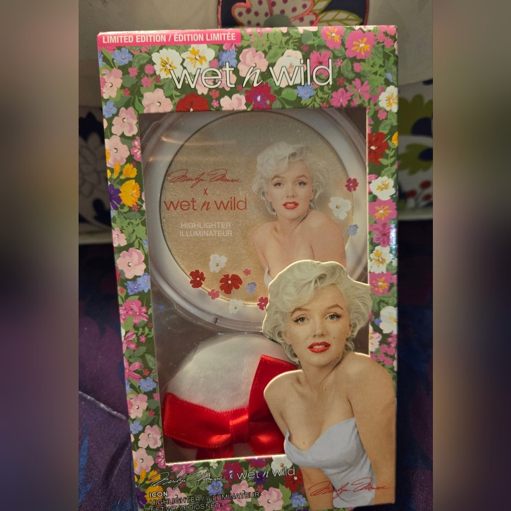 Wet n Wild limited edition Marilyn Monroe Highlighter